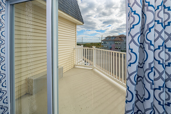 view from long beach island hotel balcony