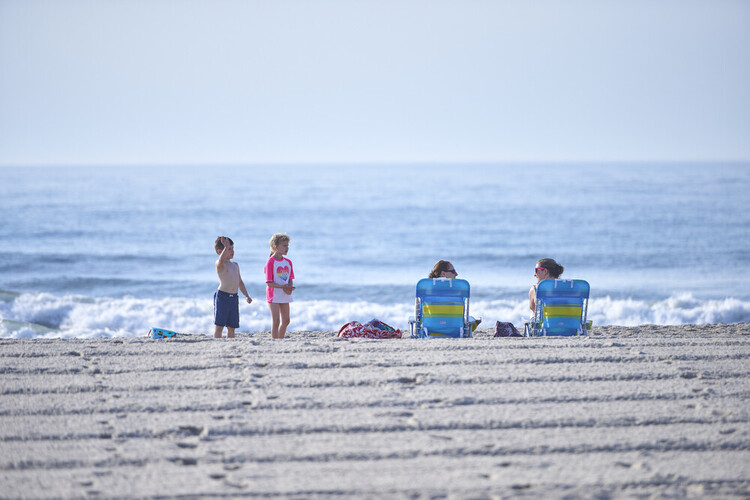 Complimentary beach chairs and towels at LBI accommodations | Drifting Sands