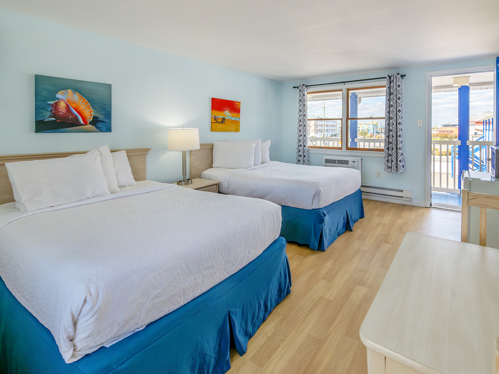 Oceanfront Hotel Rooms in LBI | Drifting Sands in Ship Bottom, NJ